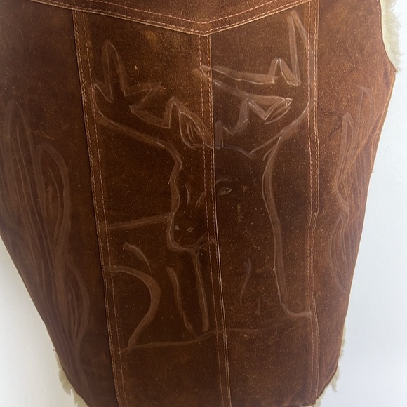 Breton Vintage Suede Sherpa Lined Vest - Picture 5 of 10